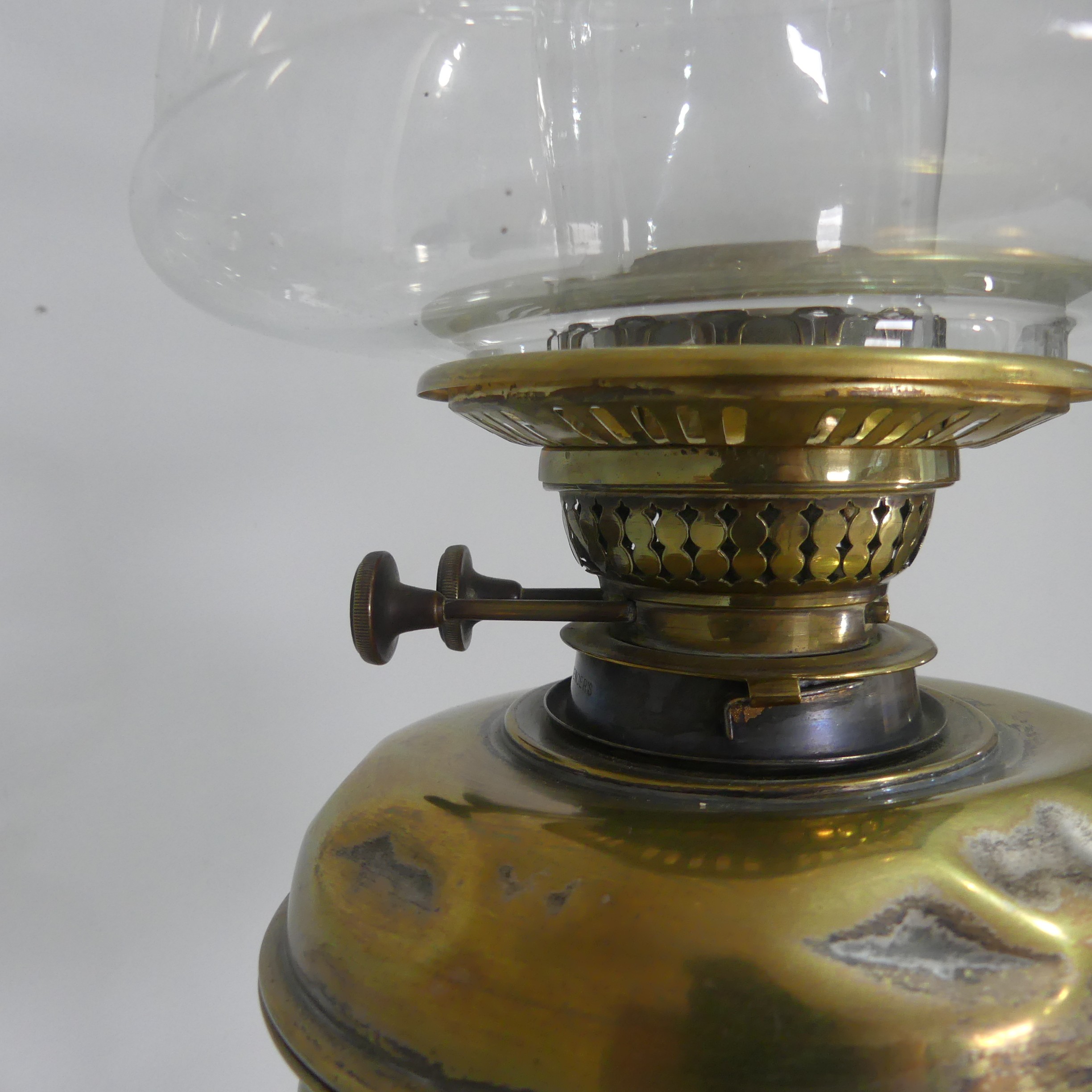 A Late 19thC/Early 20thC Brass standard Oil Lamp, with decorative reeded column, brass font and - Image 7 of 9