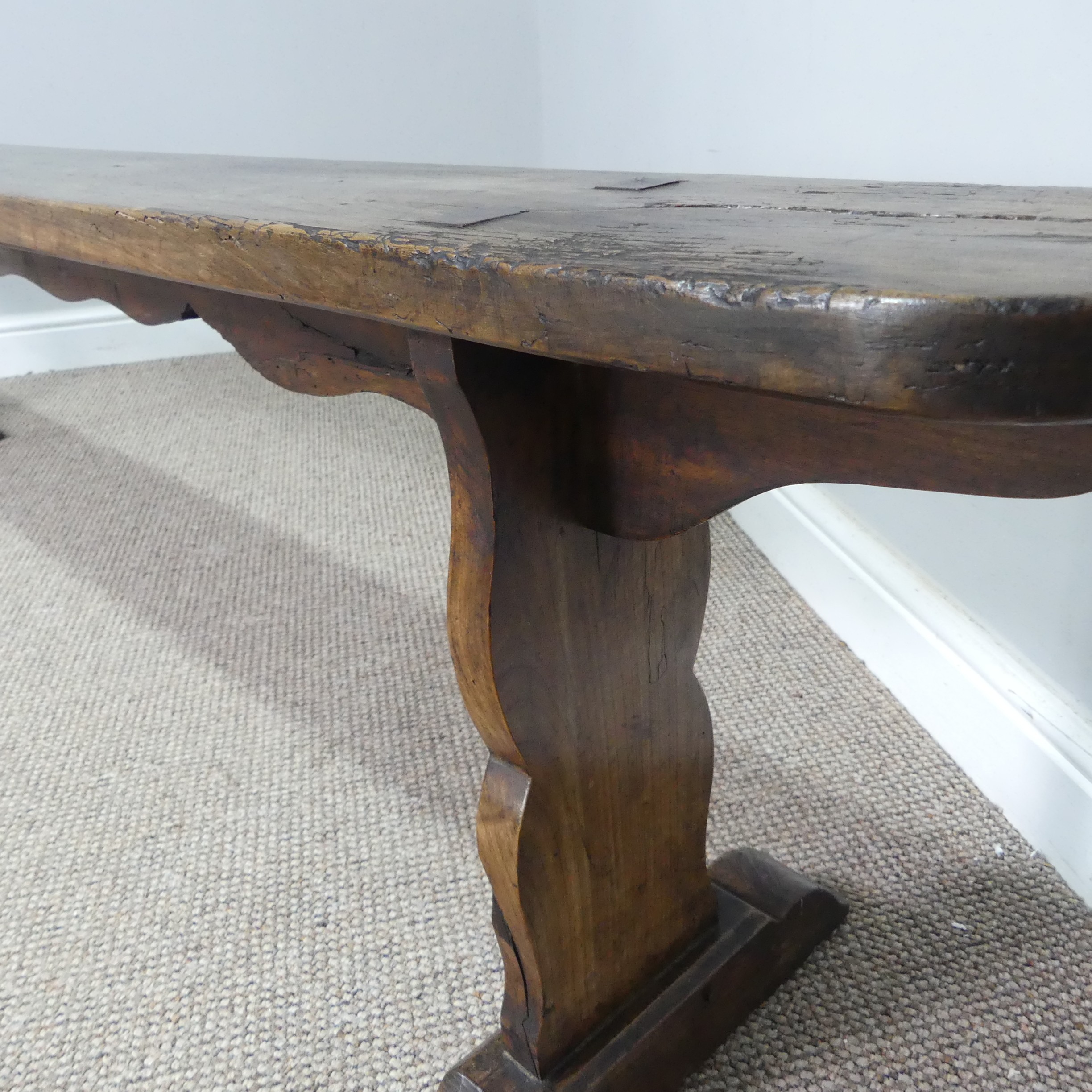 An antique oak and elm form, W 204 cm x H 48 cm x D 41 cm. - Image 4 of 13