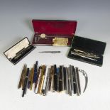 Mitutoyo Dial Calipers, boxed with instruction sheet, and a five-piece technical drawing set,