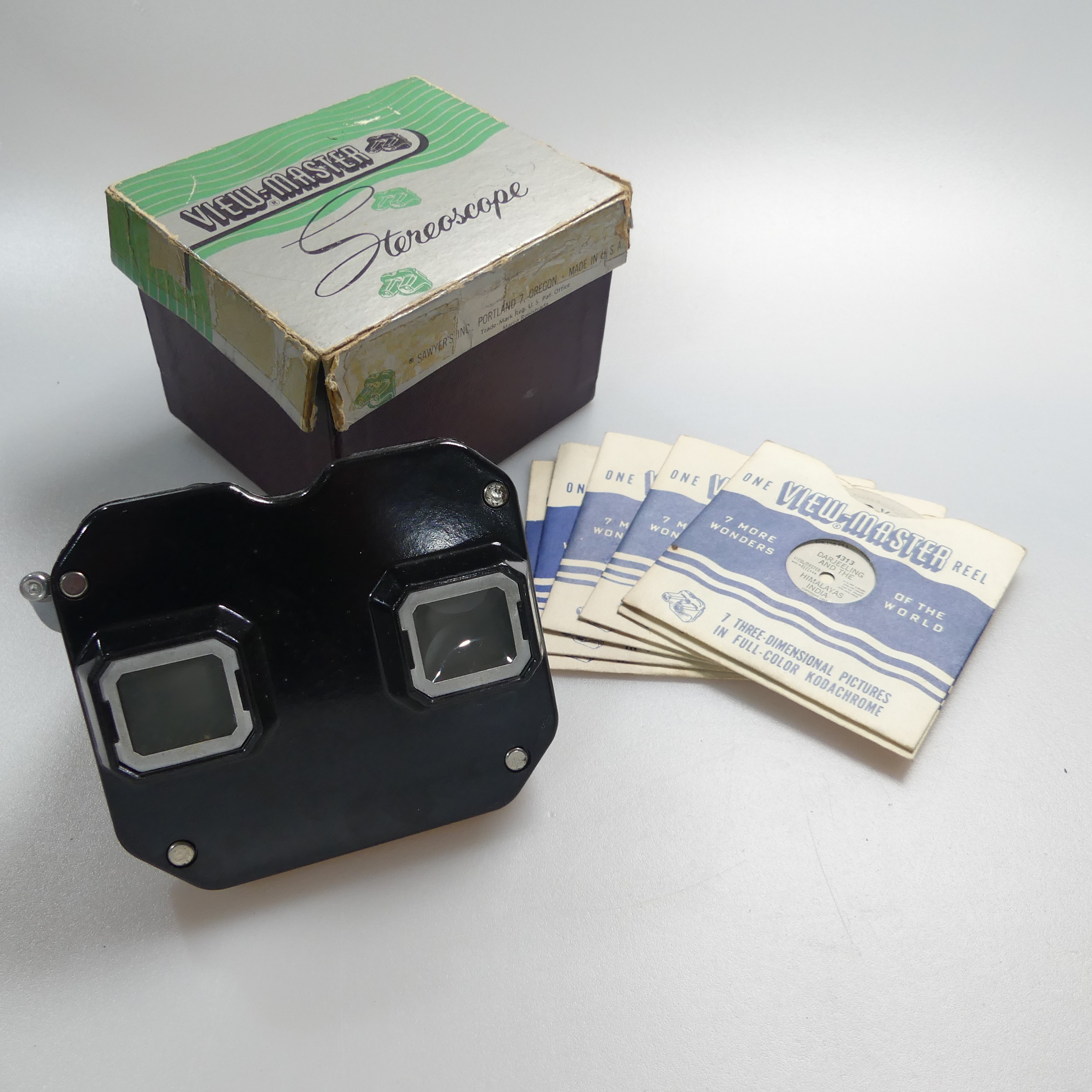 K.K.W. novelty miniature Camera Lighter on tripod, H: 9cm, including tripod, together with a vintage - Image 3 of 6