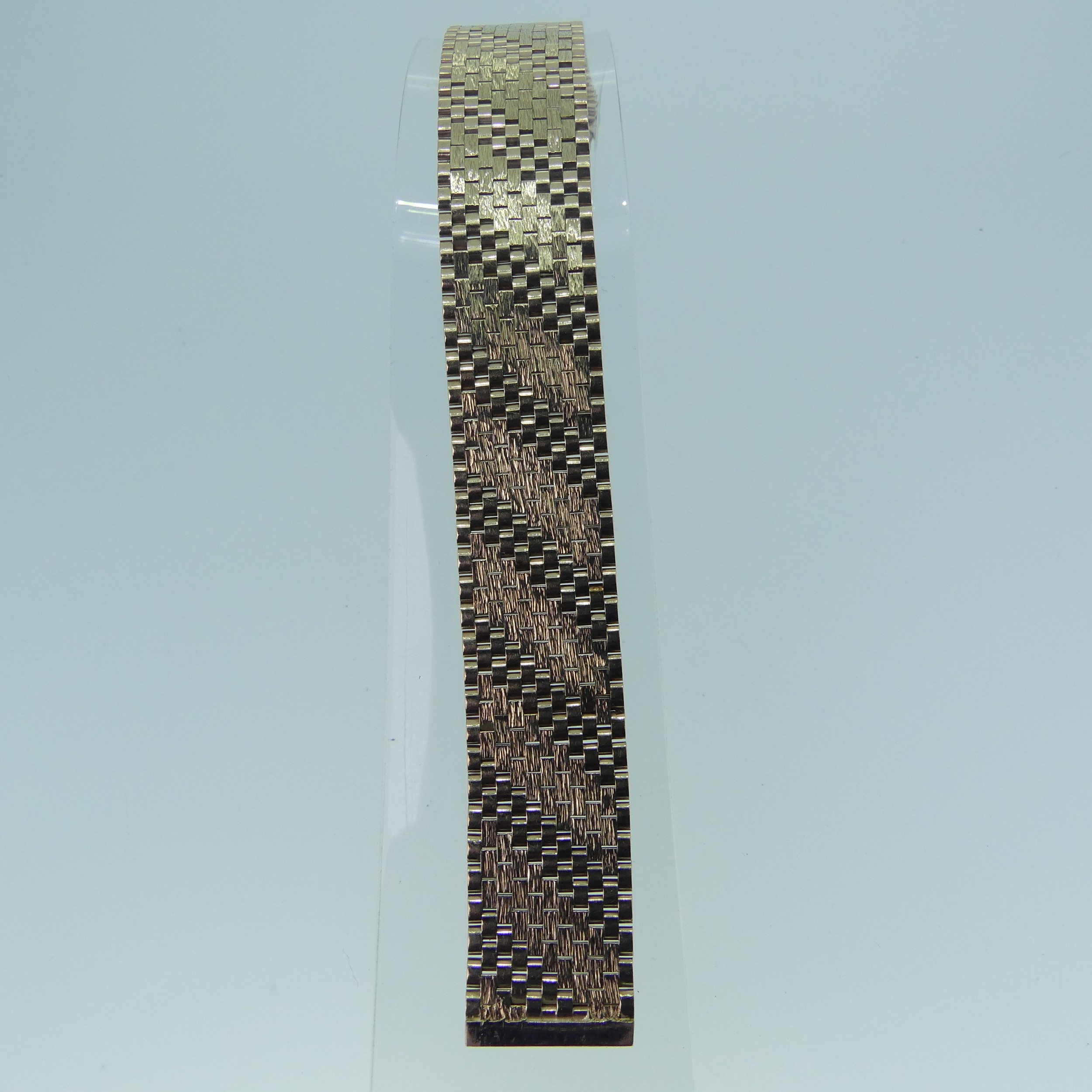 A 9ct gold flexible brick link Necklace, the eleven rows in bands of alternate polished and textured - Image 2 of 5