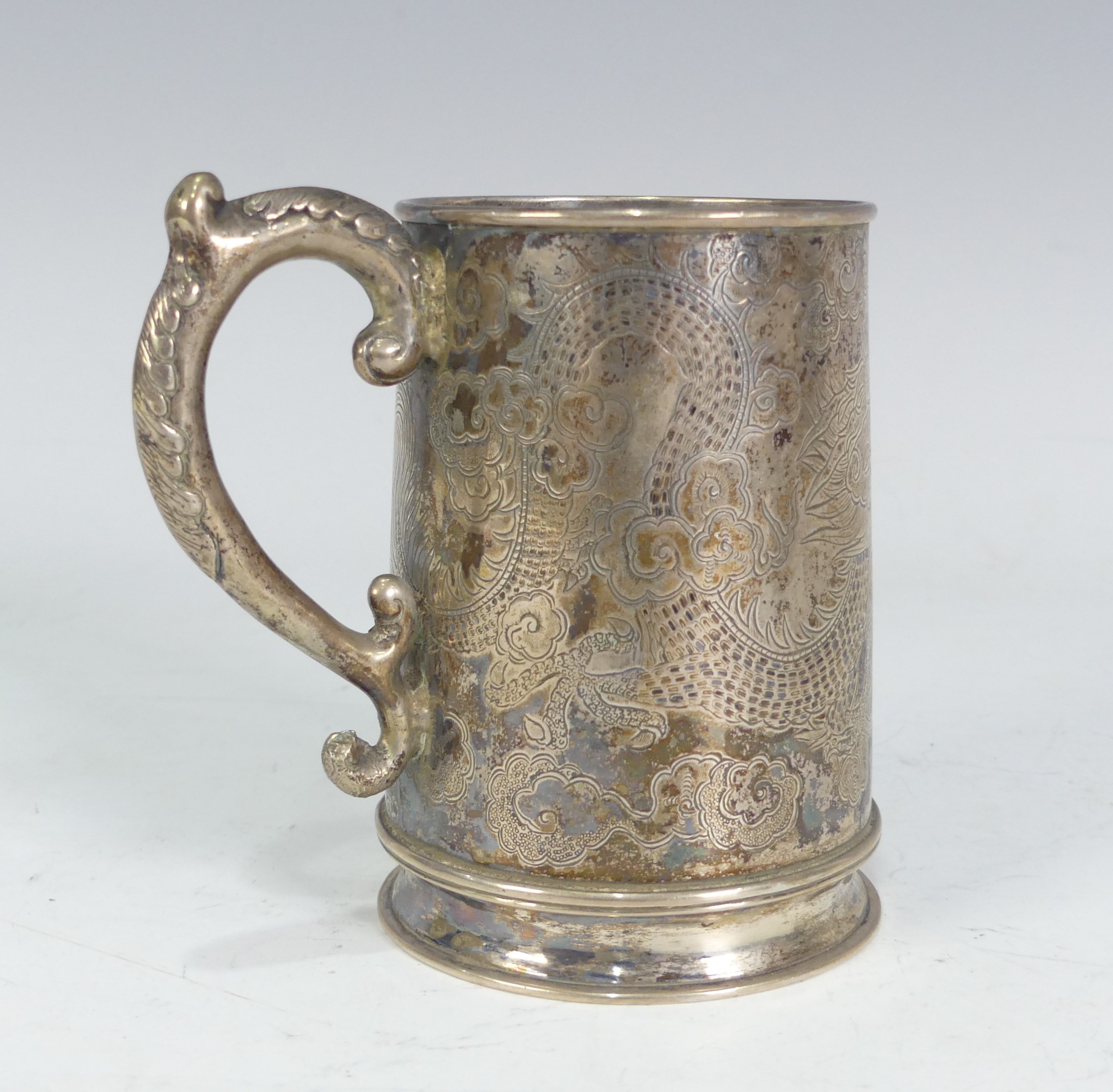 A 19thC Chinese export silver Mug, by Hung Chong, of conical form with engraved scrolling dragon - Image 7 of 14