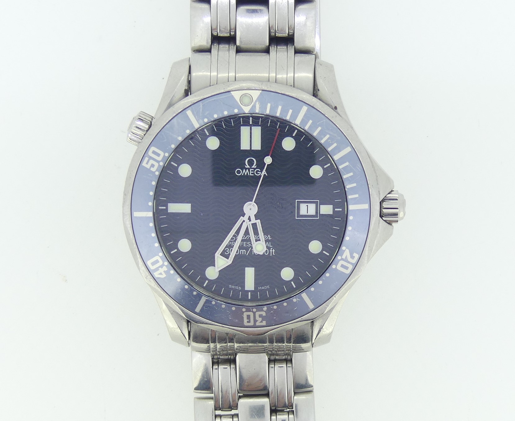 An Omega gentleman’s stainless steel Seamaster Wristwatch, with Swiss 6 jewels quartz movement,