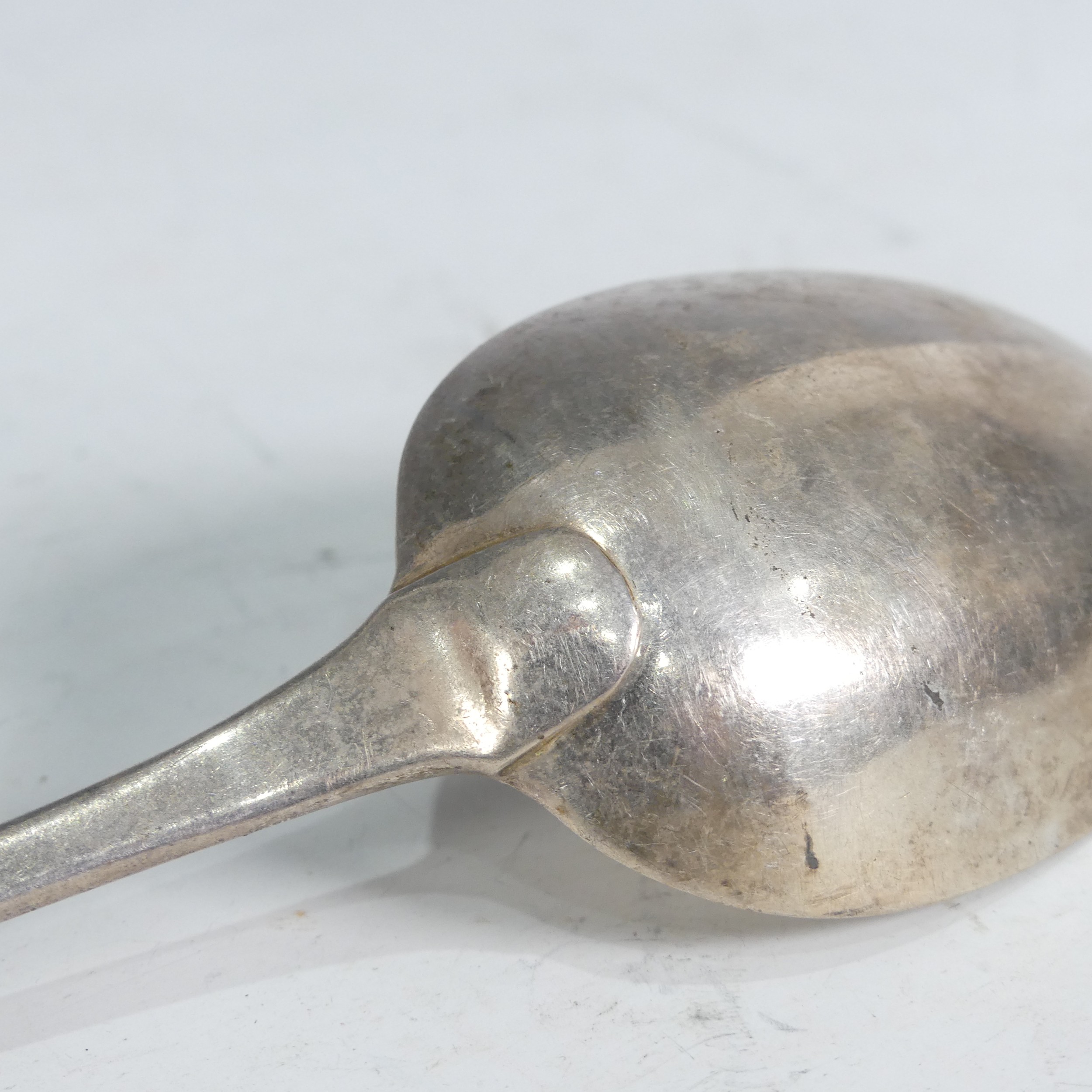 A William IV silver Basting Spoon, by Jonathan Hayne, hallmarked London, 1834, Old English - Image 3 of 5