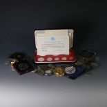A 1976 Papua New Guinea Proof Coin Set, issued by The Franklin Mint, with certificate, together with