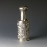 A early 20thC Indian silver Bottle Cover, by Dass & Dutt, Calcutta, with hinged base and plain screw