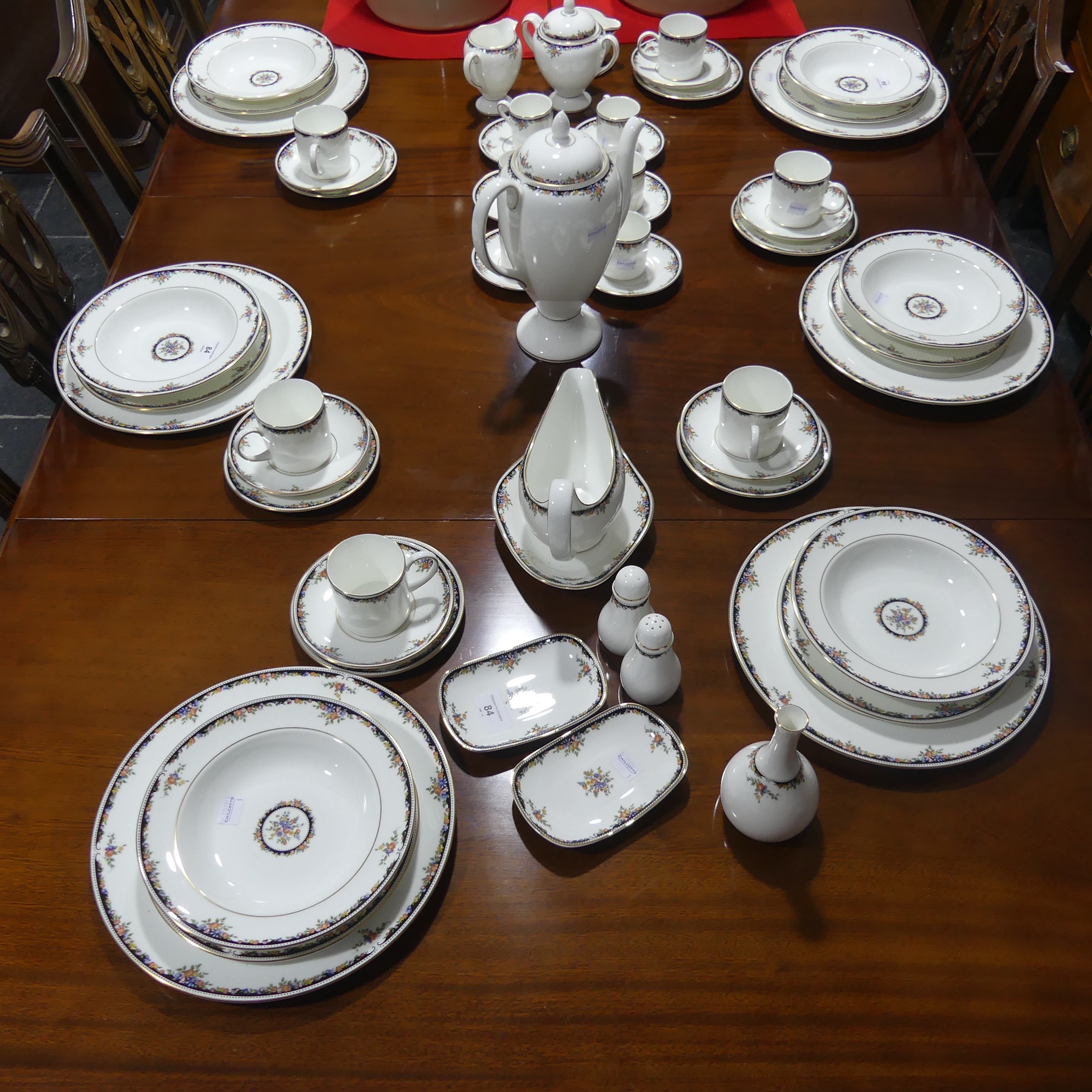 A Wedgwood 'Osborne' pattern part Dinner, Tea and Coffee Service, for six place setting, - Image 4 of 4