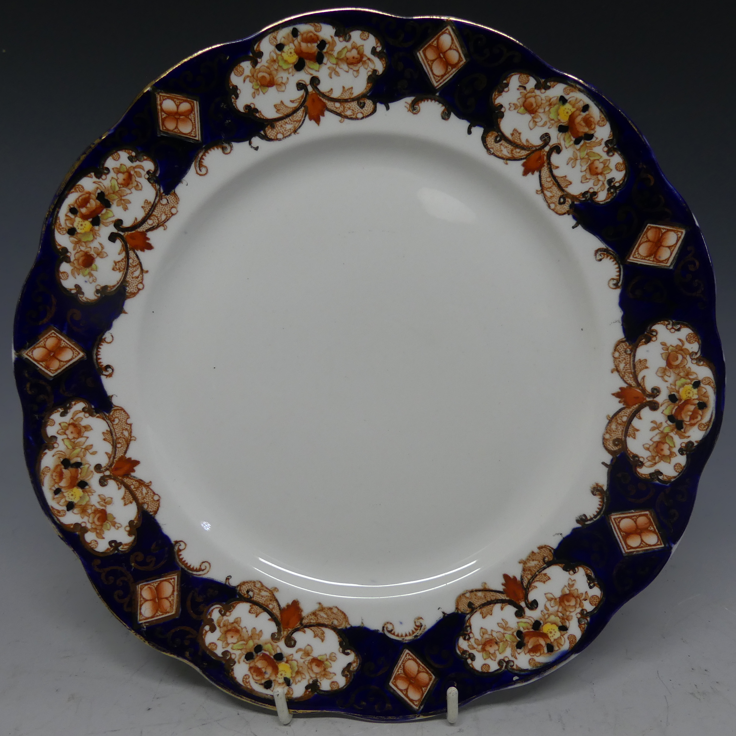 A Royal Albert 'Heirloom' pattern part Tea and Dinner Service, comprising six Tea Cups and - Image 5 of 7