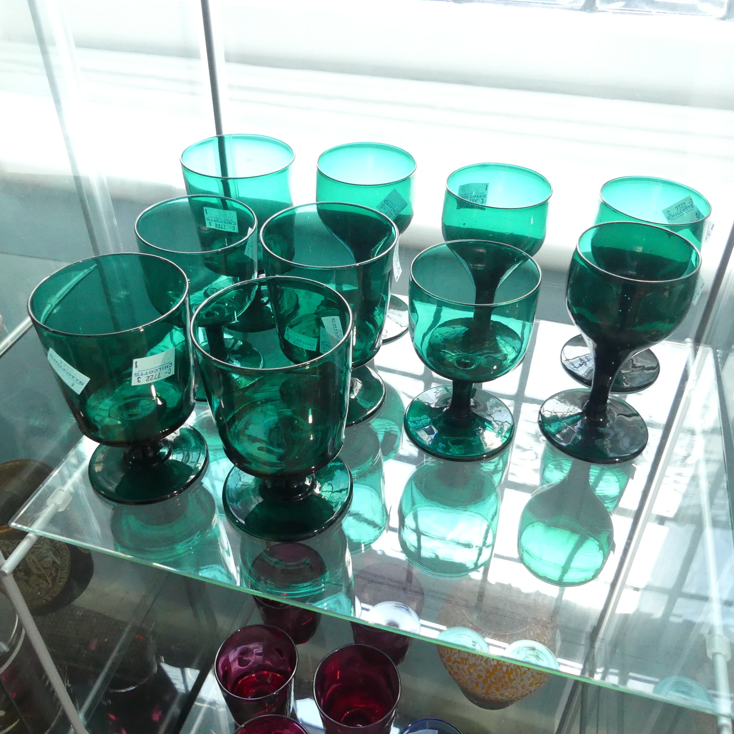 A quantity of coloured Glasses, comprising five ruby Webb examples, dark green examples, cranberry - Image 4 of 5