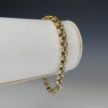 An 18ct yellow gold Chain, each link individually marked, joined by an unmarked 'O' ring to form a