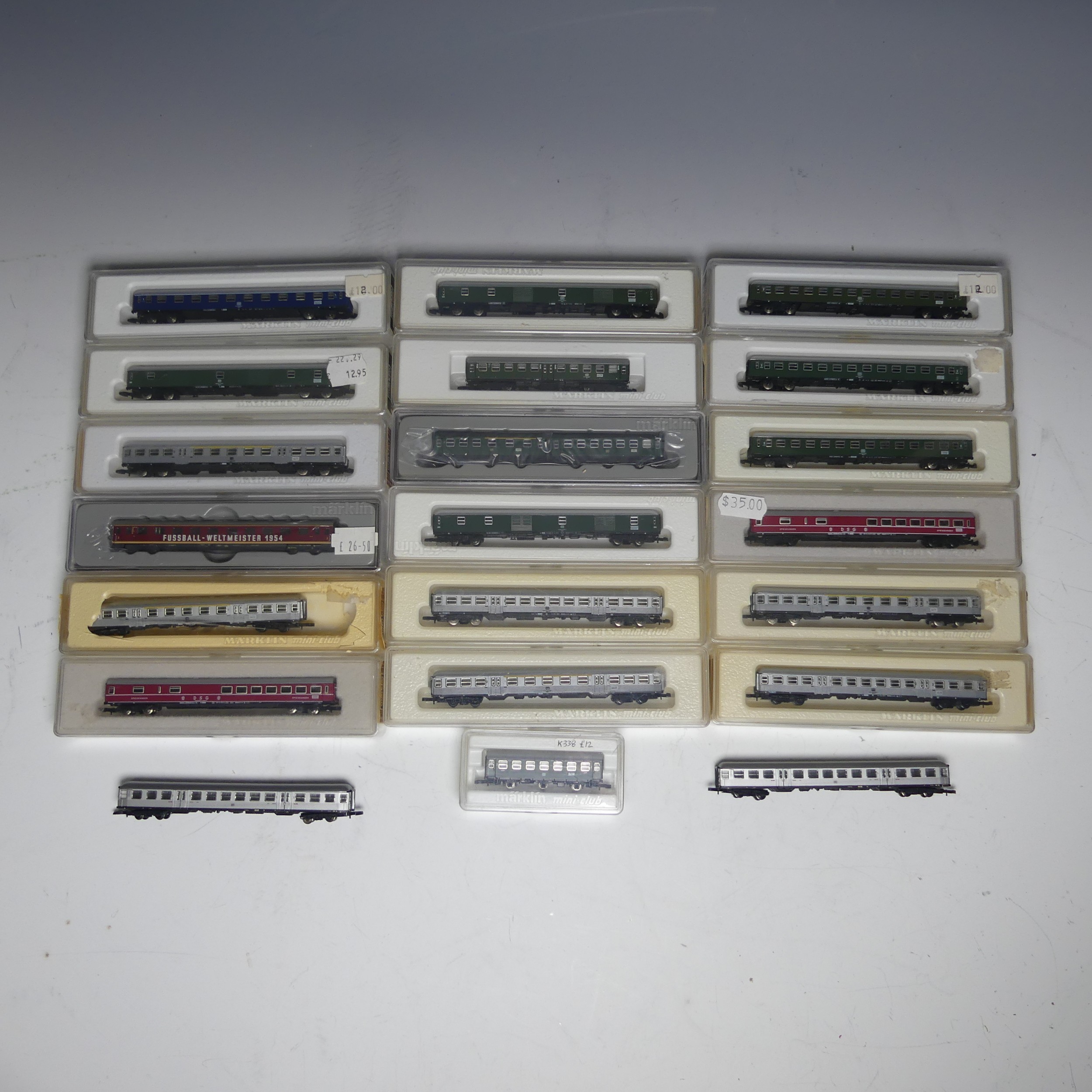 Marklin Mini-Club “Z” gauge, nineteen Continental Coaches, various Db liveries, including 2 x - Image 2 of 3