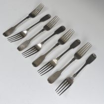 A set of eight George IV silver Dessert Forks, by Owen Fielding, hallmarked Exeter, 1823/4, fiddle