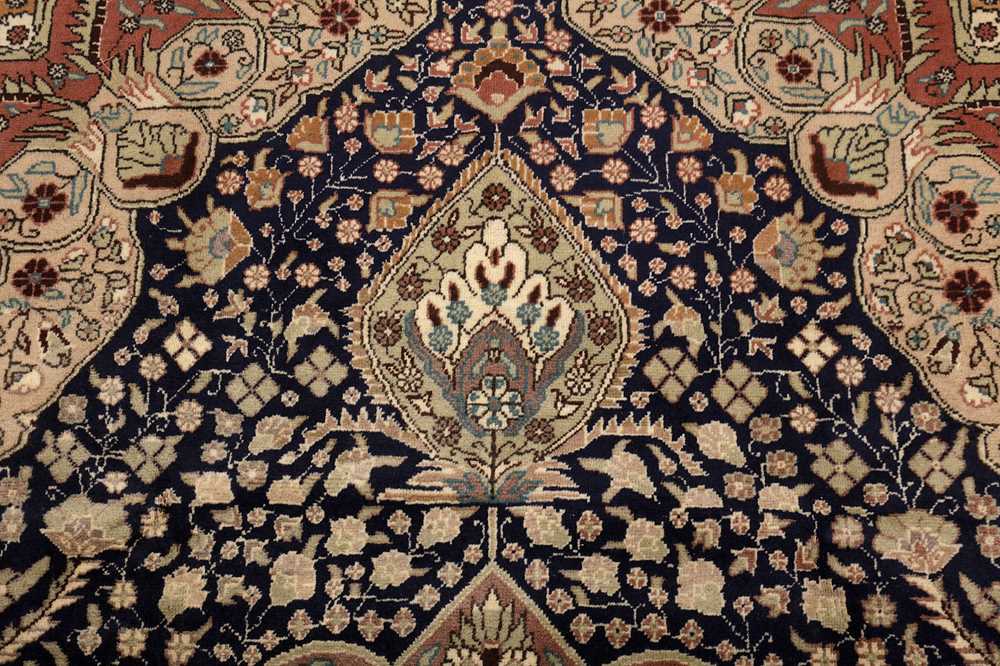 A FINE KEYSERI CARPET, TURKEY - Image 3 of 8