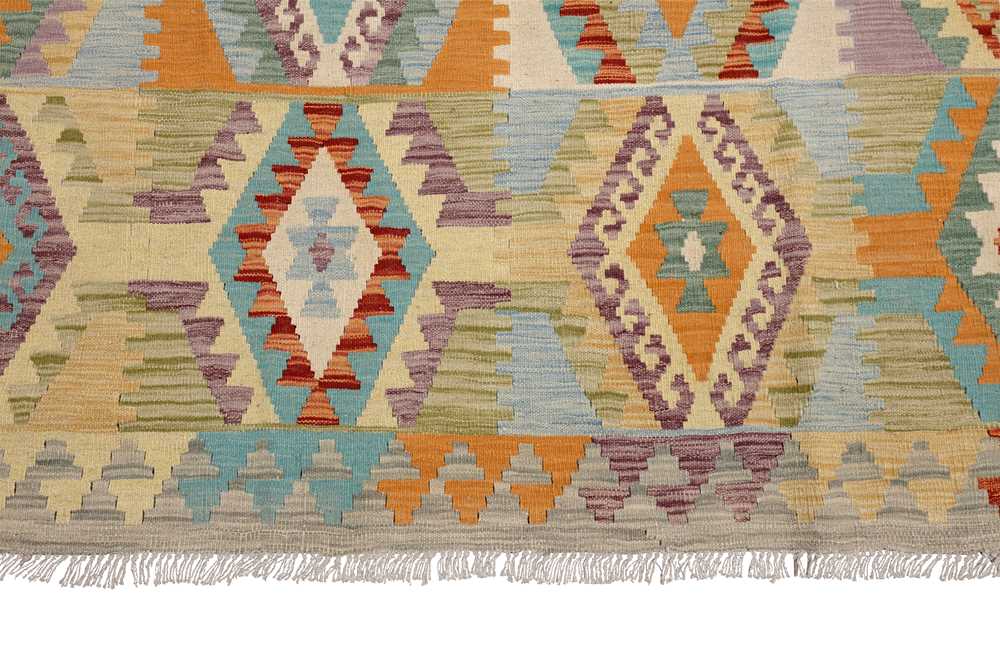 A FINE TURKISH KILIM - Image 5 of 7