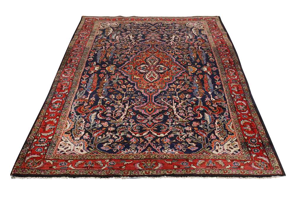 A FINE SAROUK RUG, WEST PERSIA - Image 2 of 8