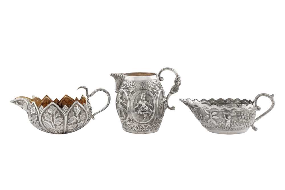 An early 20th century Anglo – Indian unmarked silver milk jug, Kashmir circa 1910 - Image 2 of 2