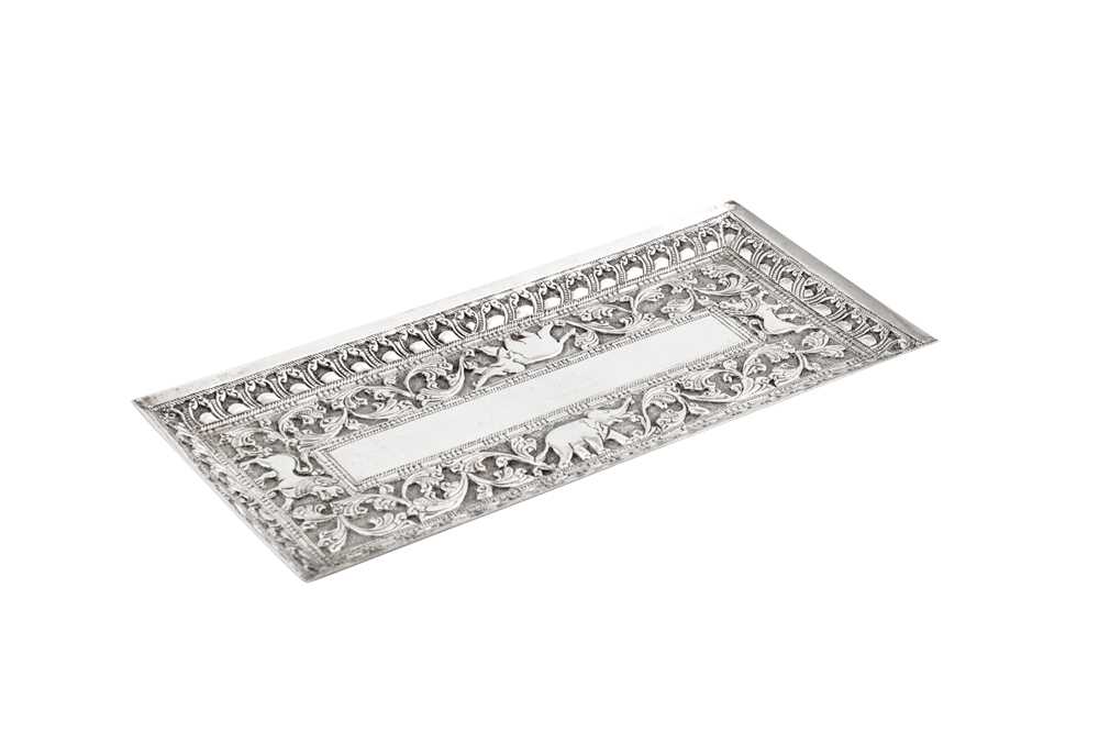 An early to mid-20th century Ceylonese (Sri Lankan) silver small tray, Kandy circa 1920-40 - Image 3 of 3