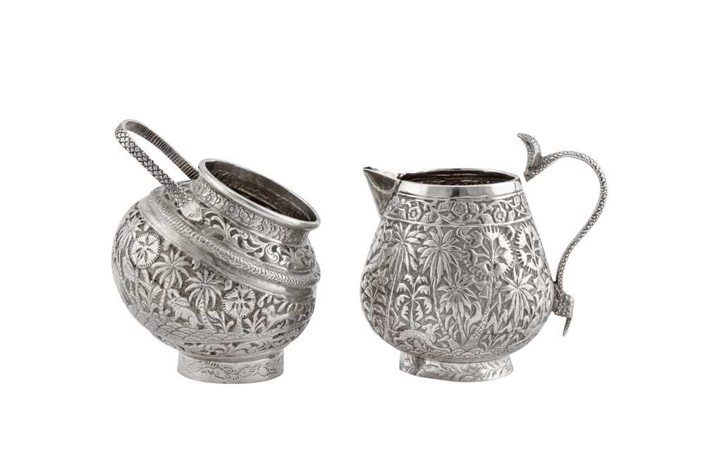 An early 20th century Anglo – Indian unmarked silver sugar bowl, Lucknow circa 1910 - Image 2 of 2