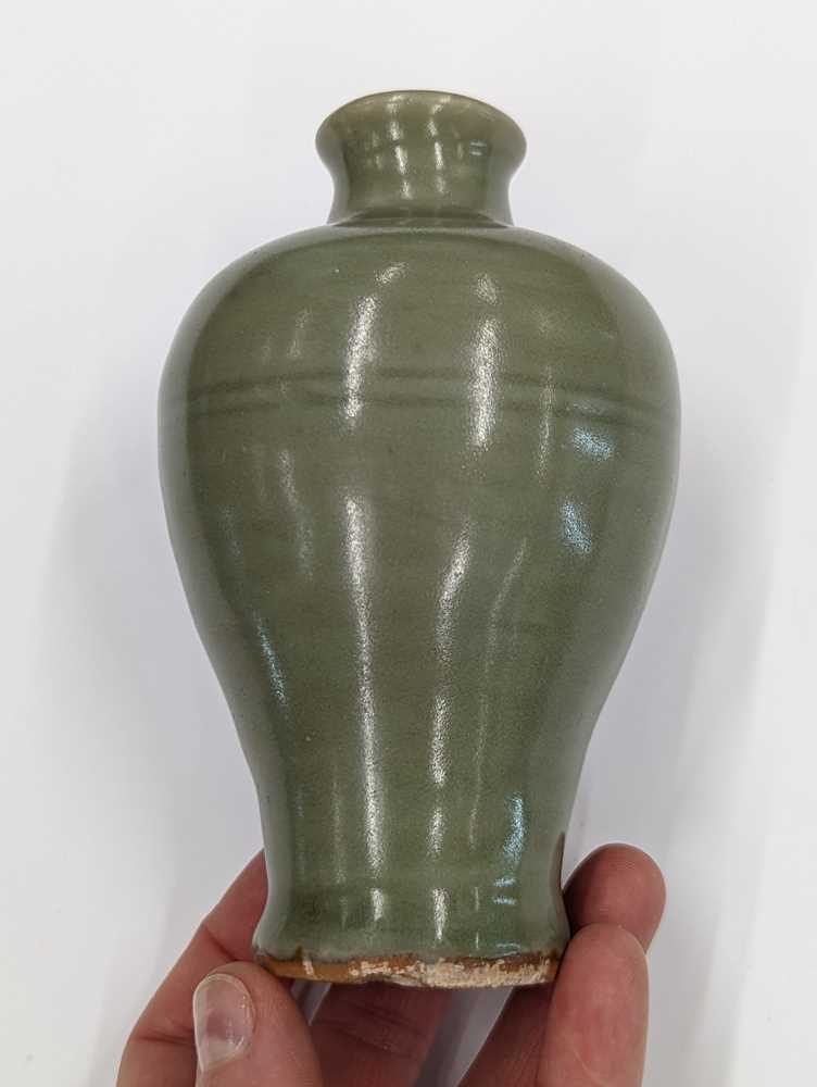 A PAIR OF CHINESE LONGQUAN CELADON VASES, MEIPING - Image 9 of 25