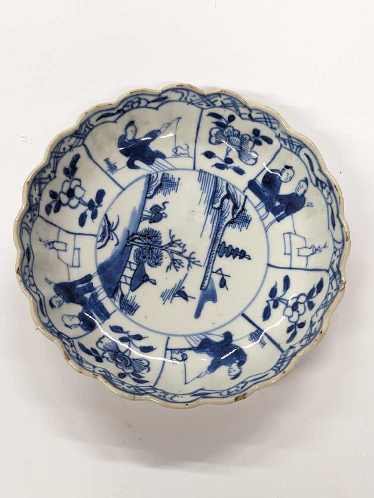 A GROUP OF CHINESE CUPS AND DISHES 清至二十世紀 各式盃及盌一組 - Image 20 of 67