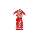 A CHINESE SILK EMBROIDERED WEDDING QUN KWA 二十世紀 金銀線繡裙褂