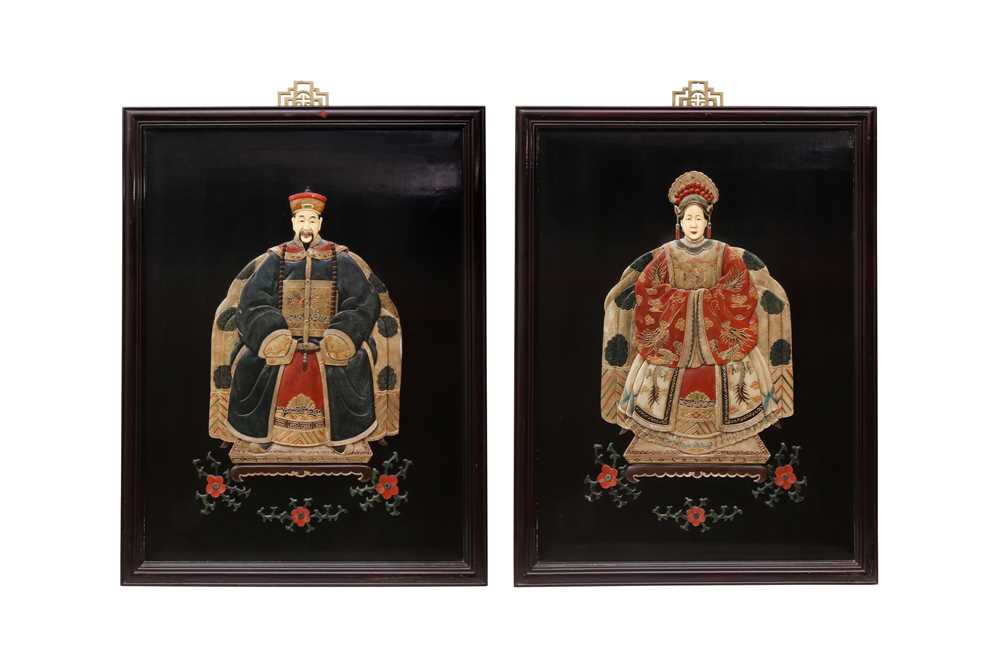 TWO CHINESE HARDSTONE-INLAID WOOD PANELS 二十世紀 木嵌硬石祖宗像屏兩件