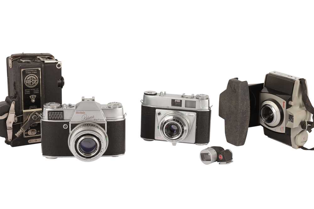 A Good Selection of Kodak Cameras & Accessories - Image 2 of 2