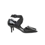 λ Louis Vuitton Black Lizard Wrap Heeled Pump - Size 39