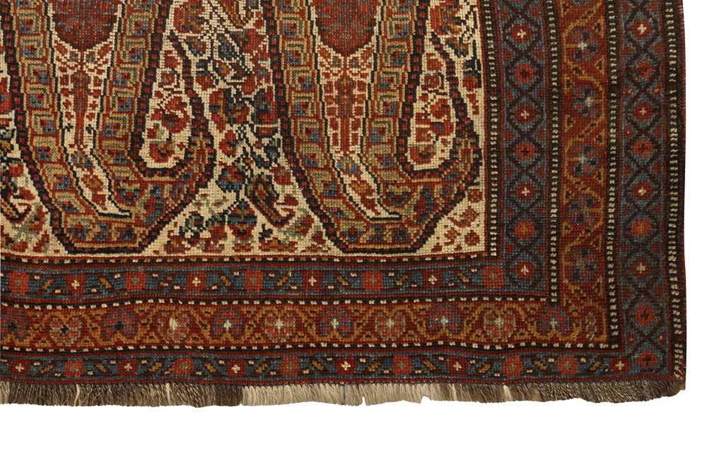 AN ANTIQUE HAMSEH RUG, SOUTH-WEST PERSIA - Image 6 of 7