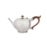 A George I Britannia standard silver ‘bullet’ teapot, London 1724 by Humphrey Payne (free. 1st Nov 1