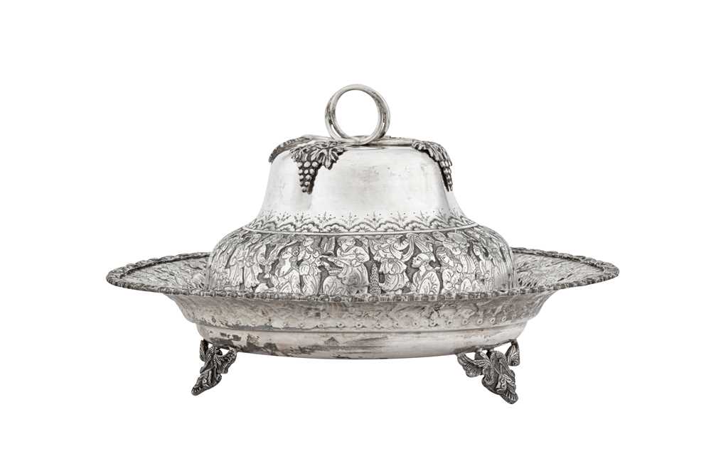 A late 20th century Persian (Iranain) silver entrée dish and cover (sahan), Isfahan circa 1995 by Se - Image 2 of 3