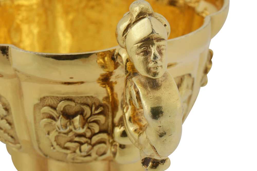 An exceptional late 17th / early 18th century Chinese silver gilt tea bowl circa 1700, with Queen An - Image 8 of 15