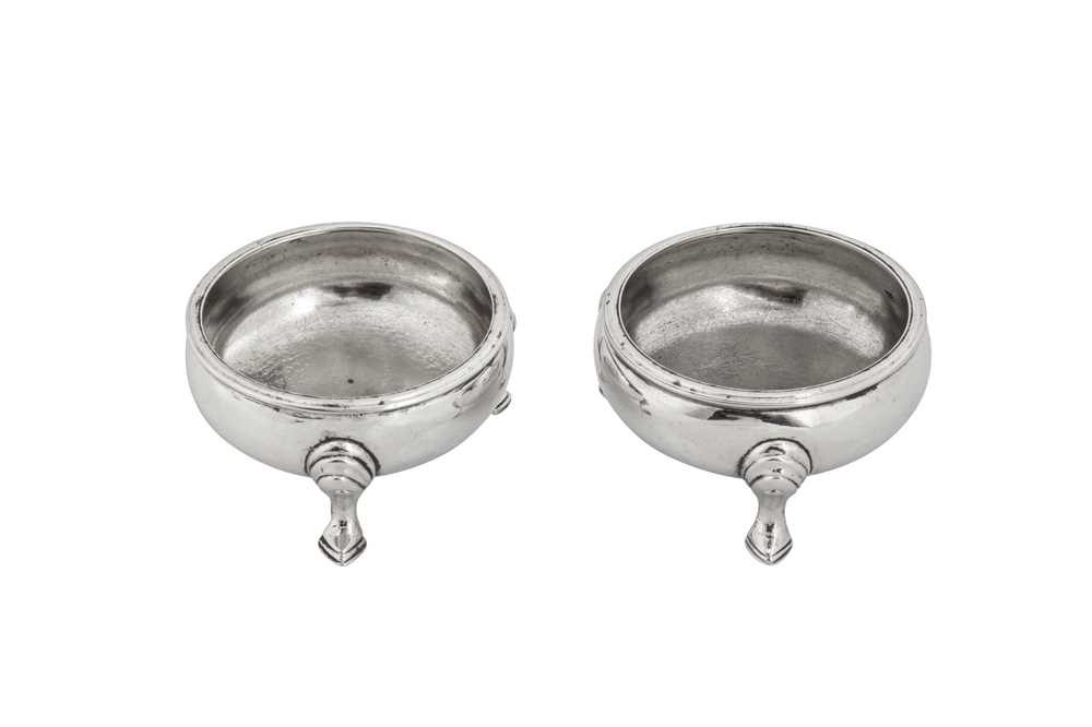 A rare pair of mid-18th century American Colonial silver salts, Philadelphia circa 1742 by Elias Bou - Image 2 of 4