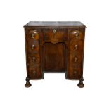 AN 18TH CENTURY STYLE WALNUT KNEEHOLE DESK, LATE 19TH CENTURY