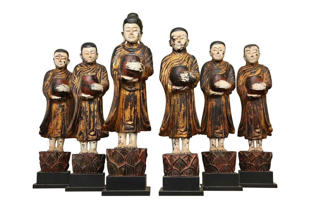 A GROUP OF SIX BURMESE LACQUERED FIGURES, 19TH/20TH CENTURY