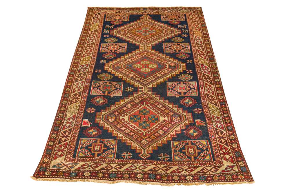 AN ANTIQUE SHIRVAN RUG, EAST CAUCASUS - Image 2 of 8