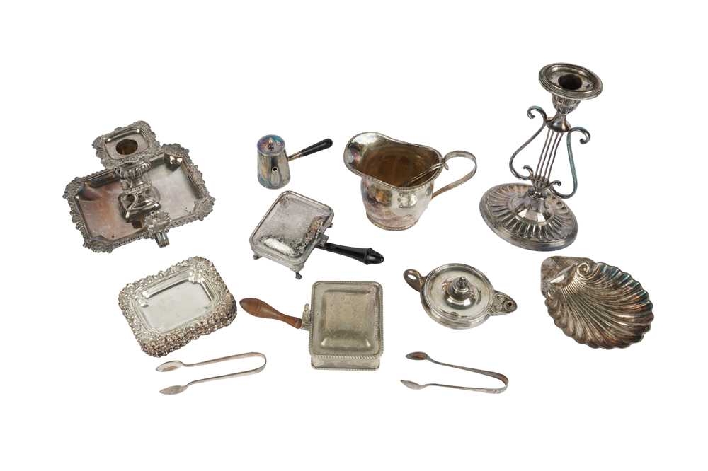 A MIXED GROUP INCLUDING A PAIR OF VICTORIAN SILVER PLATED (EPNS) DESSERT DISHES, CIRCA 1880 BY ARMY - Image 2 of 2