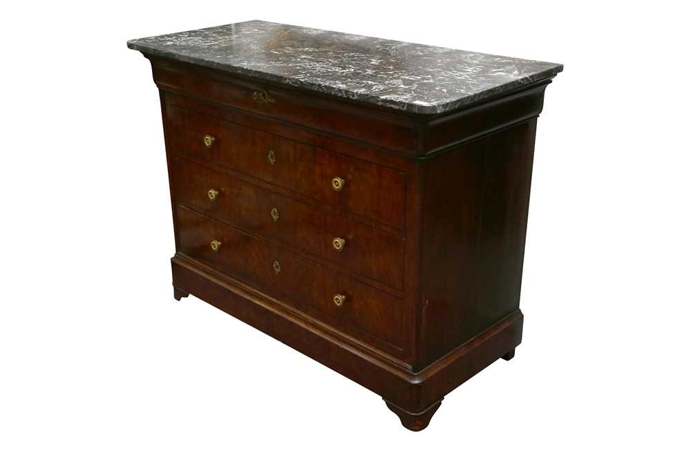 A FRENCH LOUIS PHILIPPE COMMODE - Image 2 of 11