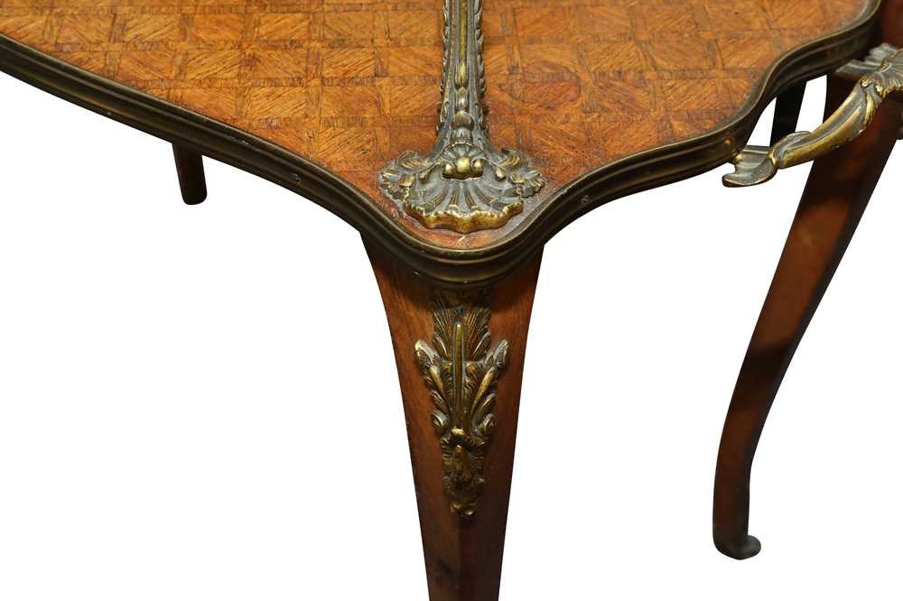A FRENCH KINGWOOD PARQUETRY INLAID ETAGERE, LATE 19TH CENTURY - Image 2 of 4