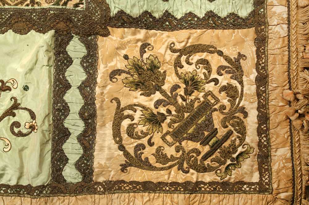 A MAGNIFICENT METAL THREAD-EMBROIDERED SILK COVERLET Possibly Eastern Europe, Austro-Hungarian Empir - Image 3 of 5