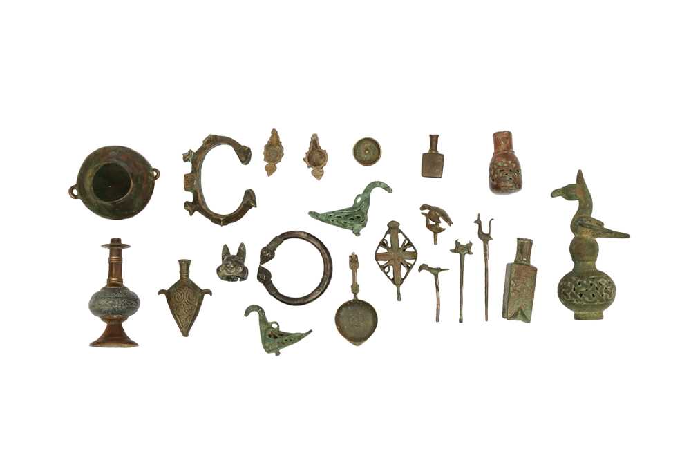 TWENTY-ONE SMALL SELJUK BRONZE VESSELS, ACCESSORIES, AND FRAGMENTS Iran and Central Asia, 12th - 14t - Image 3 of 3