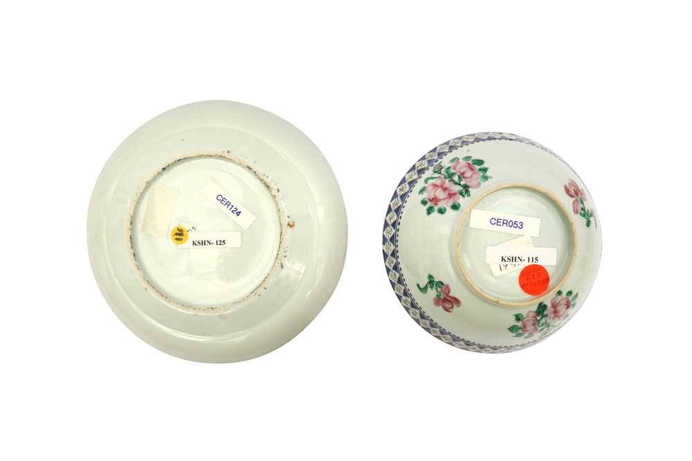 A CHINESE PORCELAIN 'FAMILLE ROSE' BOWL AND A SMALL DISH Possibly Guangdong, China, made for the Per - Image 3 of 3