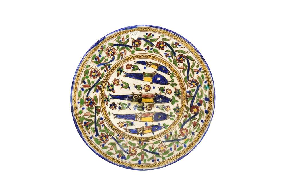 A POLYCHROME-PAINTED POTTERY BOWL AND SERVING PLATE WITH FISH DESIGN Iran, first half 20th century - Image 3 of 7