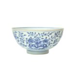 A CHINESE BLUE AND WHITE 'BLOSSOMS' BOWL 清康熙 青花花卉紋盌