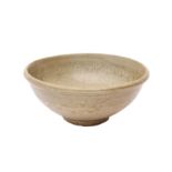 A CHINESE CELADON 'FLOWERS' BOWL 元 青釉暗刻花卉紋盌