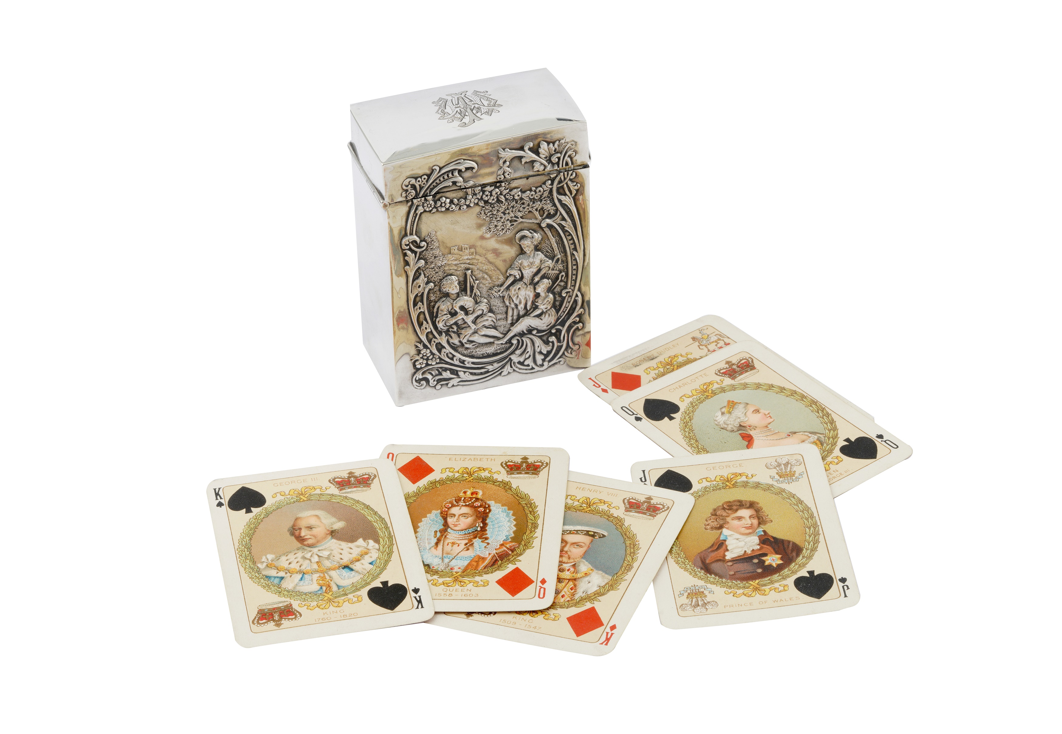 A VICTORIAN STERLING SILVER KINGS AND QUEEN OF ENGLAND PLAYING CARDS BOX, LONDON 1900 BY WILLIAM