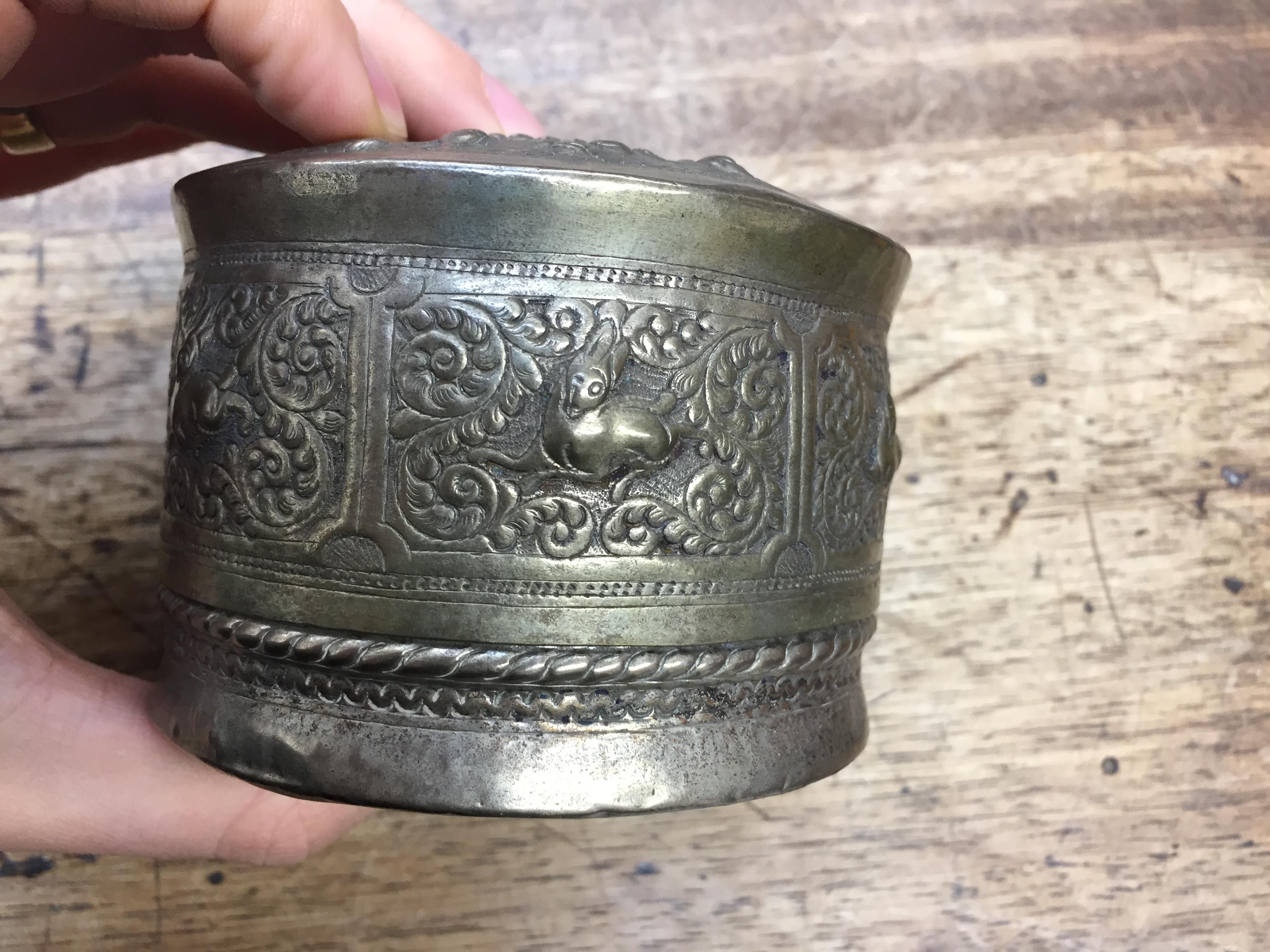 A BURMESE WHITE-METAL BETEL-BOX AND COVER OFFERED ON BEHALF OF PROSPECT BURMA TO BENEFIT - Image 9 of 16