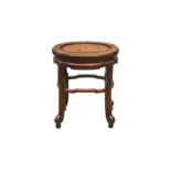 A CHINESE WOOD OVAL STOOL 晚清 木橢圓凳