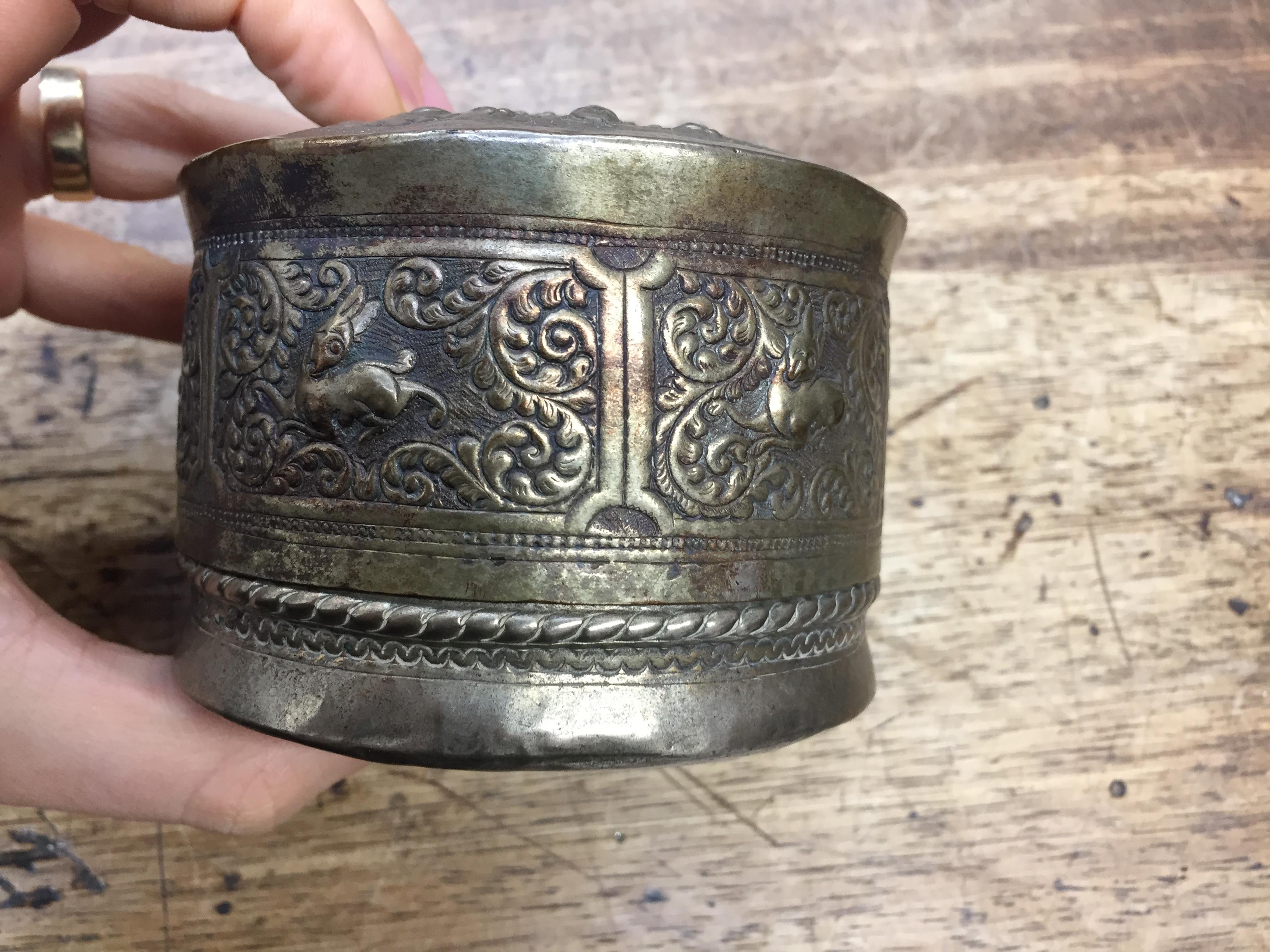 A BURMESE WHITE-METAL BETEL-BOX AND COVER OFFERED ON BEHALF OF PROSPECT BURMA TO BENEFIT - Image 7 of 16