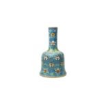 A CHINESE CLOISONNÉ AND GILT-COPPER MALLET VASE 二十世紀 掐絲琺瑯纏枝蓮紋搖鈴尊